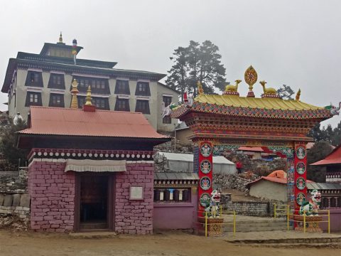 タンボチェ寺院