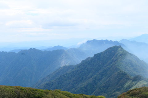 笹ヶ峰山頂から見た赤石山系