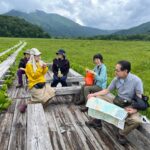 至仏山をバックに一休み