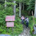 鳥倉登山口まで下りてきました